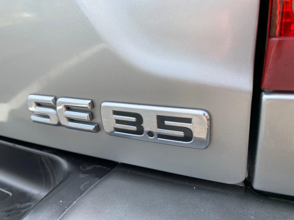 2001 Nissan Pathfinder 2nd Gen - Image 14 of 31