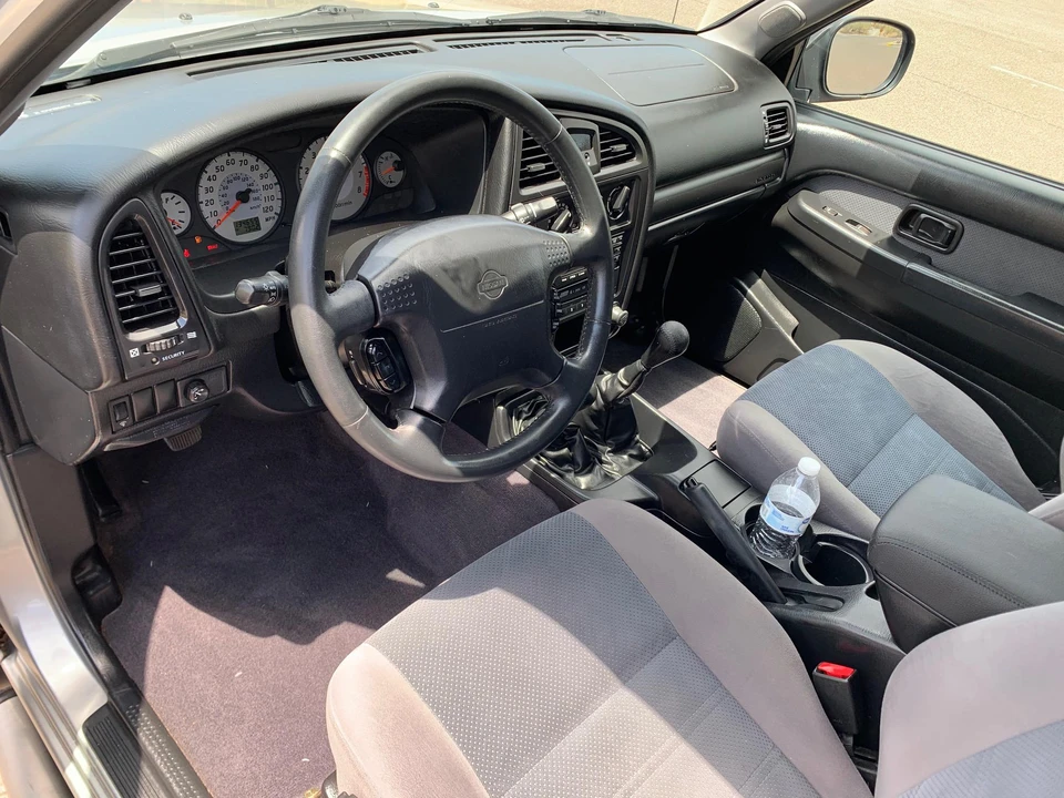 2001 Nissan Pathfinder 2nd Gen - Image 24 of 31