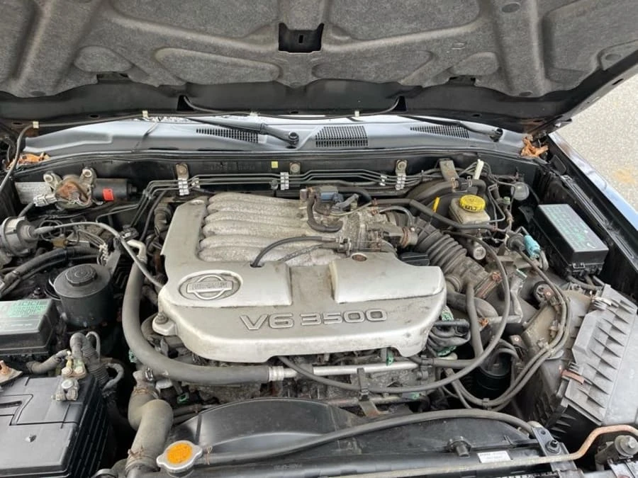 2001 Nissan Pathfinder 2nd Gen - Image 9 of 14