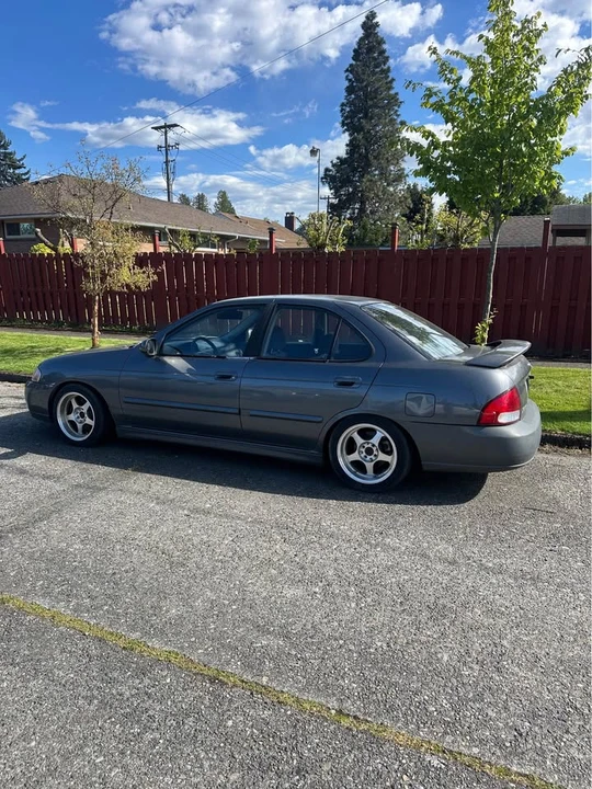 2001 Nissan Sentra 5th Gen - Image 5 of 10