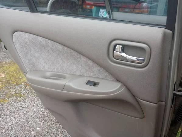 2001 Nissan Sentra 5th Gen - Image 2 of 21