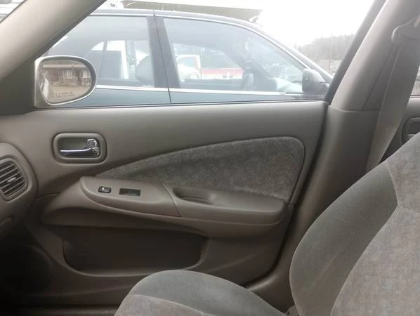 2001 Nissan Sentra 5th Gen - Image 12 of 21