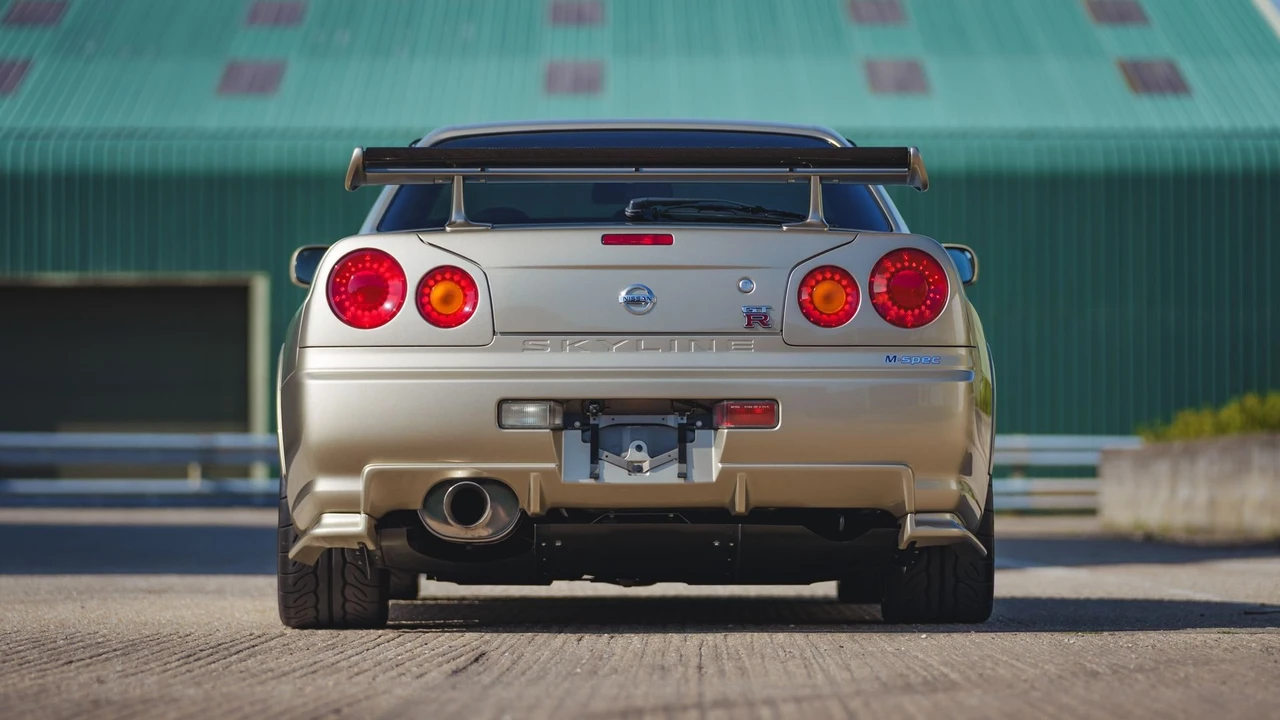 2001 Nissan R34 Skyline GT-R 10th Gen - Image 11 of 31