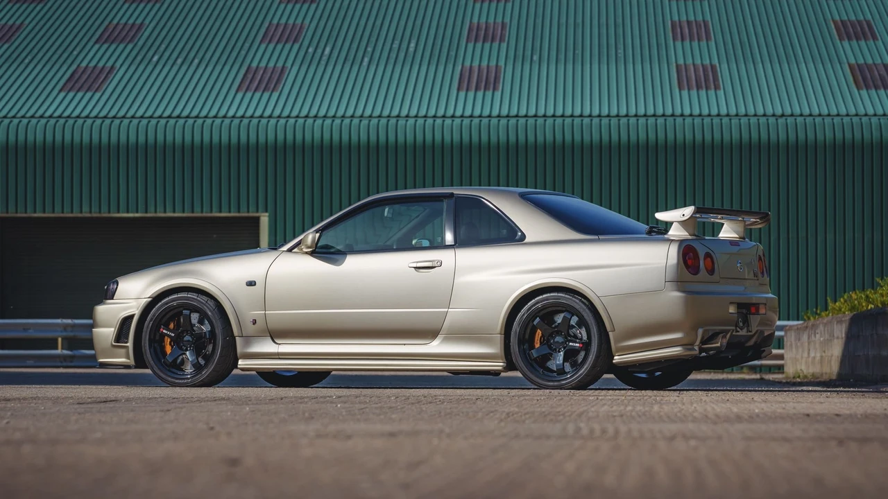 2001 Nissan R34 Skyline GT-R 10th Gen - Image 2 of 31