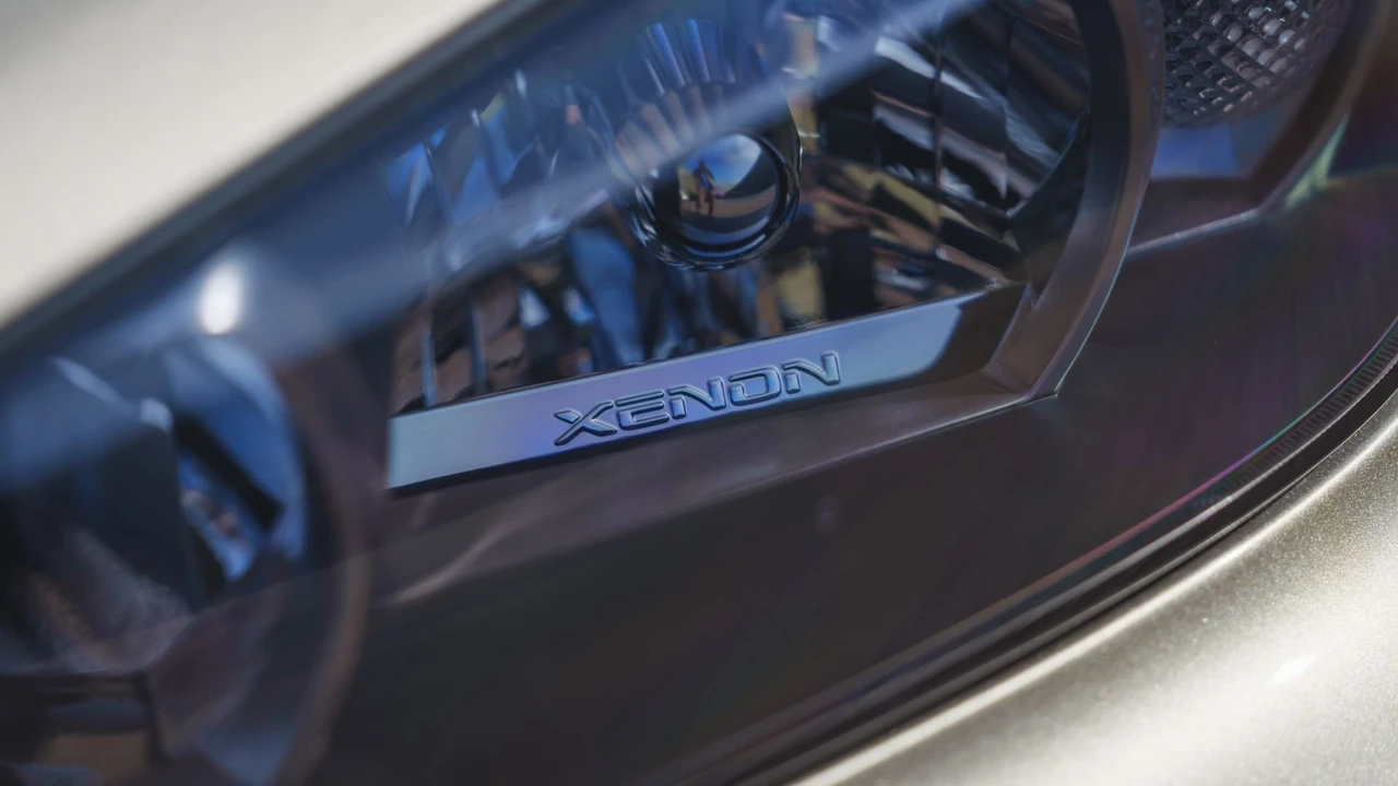 2001 Nissan R34 Skyline GT-R 10th Gen - Image 21 of 31