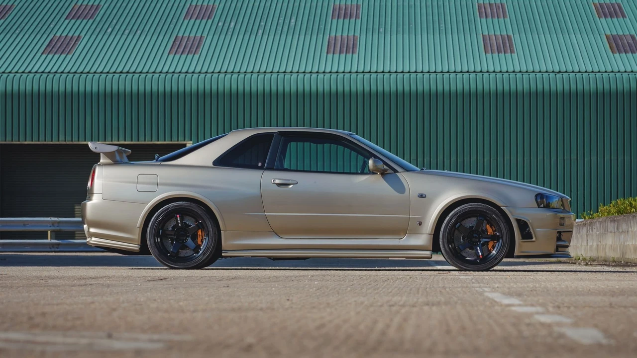 2001 Nissan R34 Skyline GT-R 10th Gen - Image 16 of 31