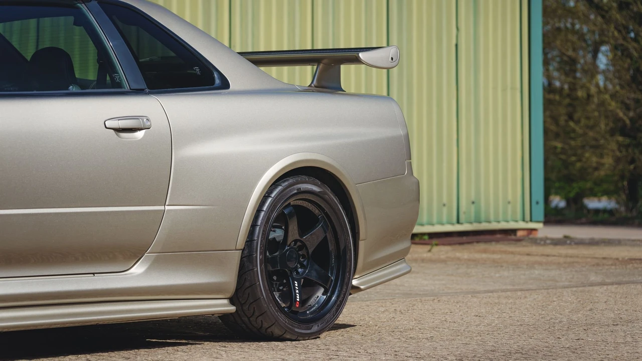 2001 Nissan R34 Skyline GT-R 10th Gen - Image 29 of 31
