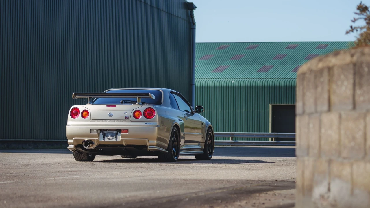 2001 Nissan R34 Skyline GT-R 10th Gen - Image 19 of 31