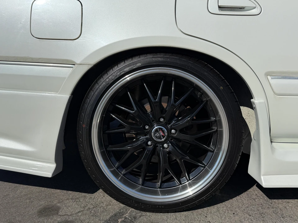 2001 Nissan Stagea 1st Gen - Image 14 of 31