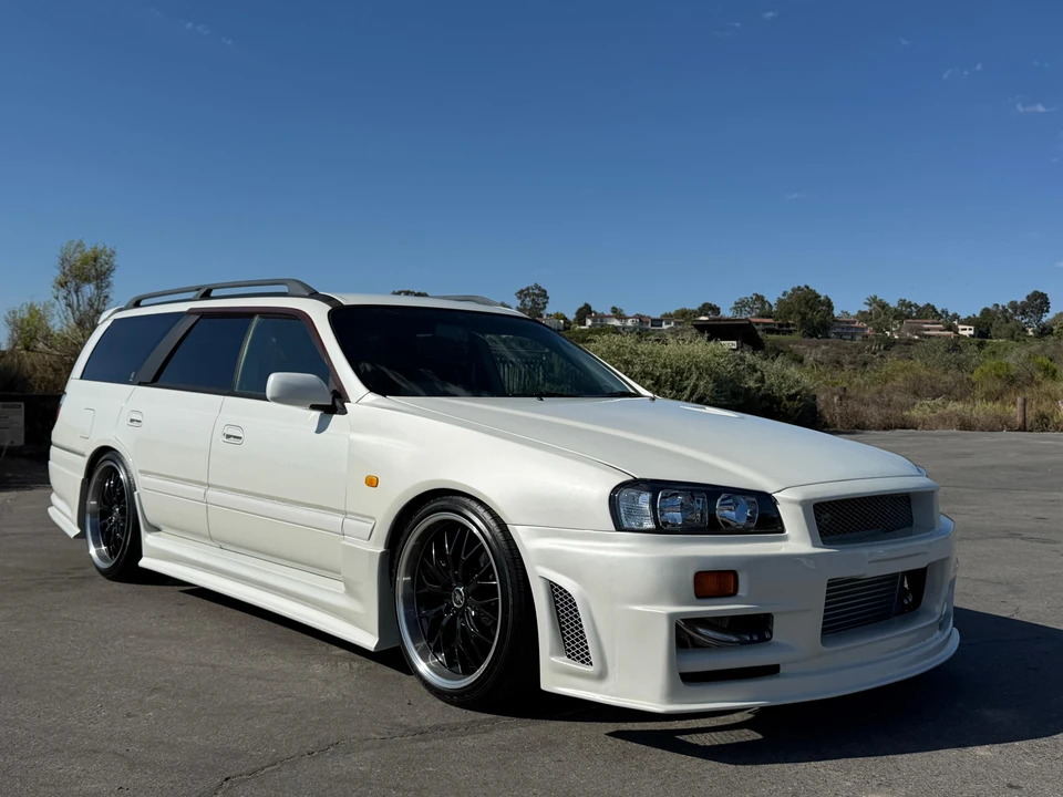 2001 Nissan Stagea 1st Gen - Image 9 of 31