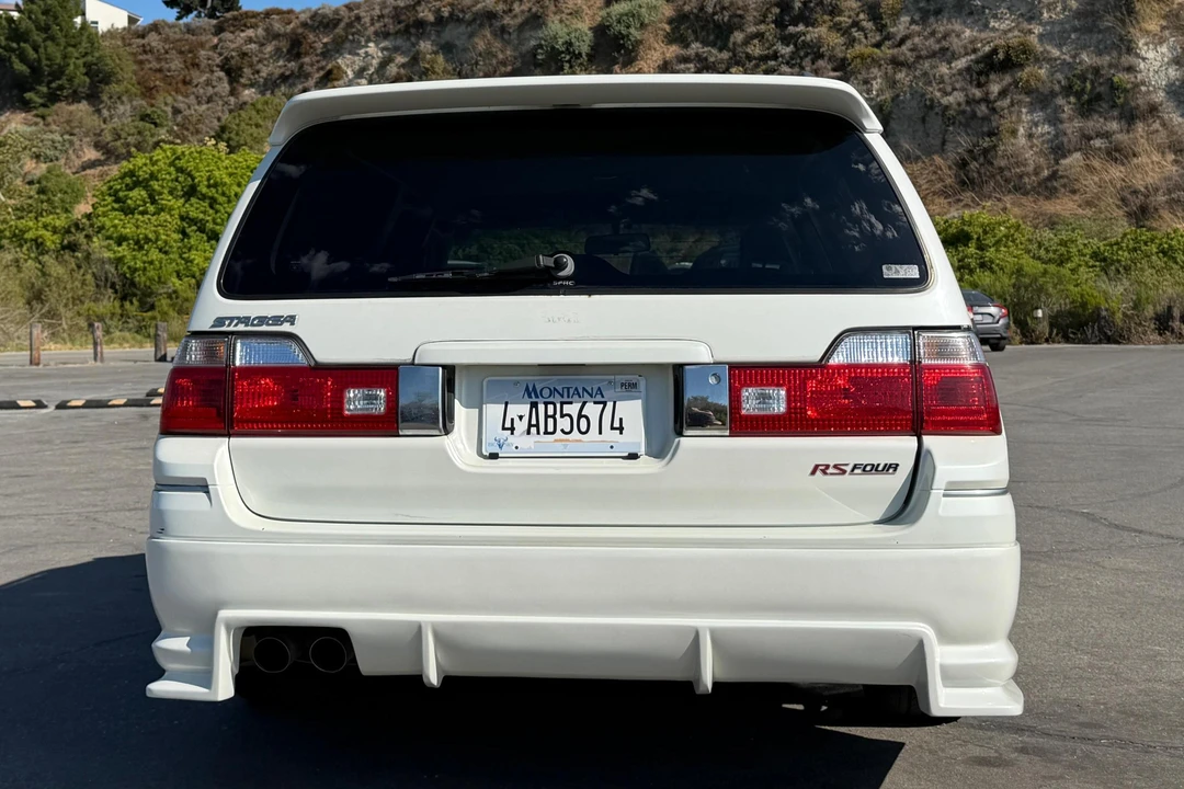 2001 Nissan Stagea 1st Gen - Image 5 of 31