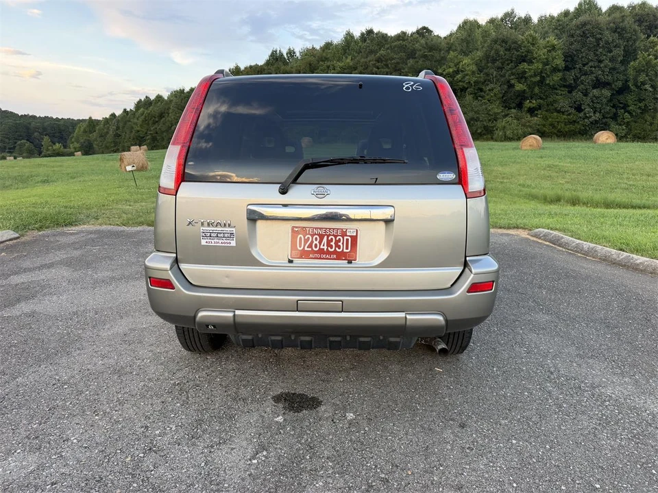 2001 Nissan Xterra 1st Gen - Image 13 of 31