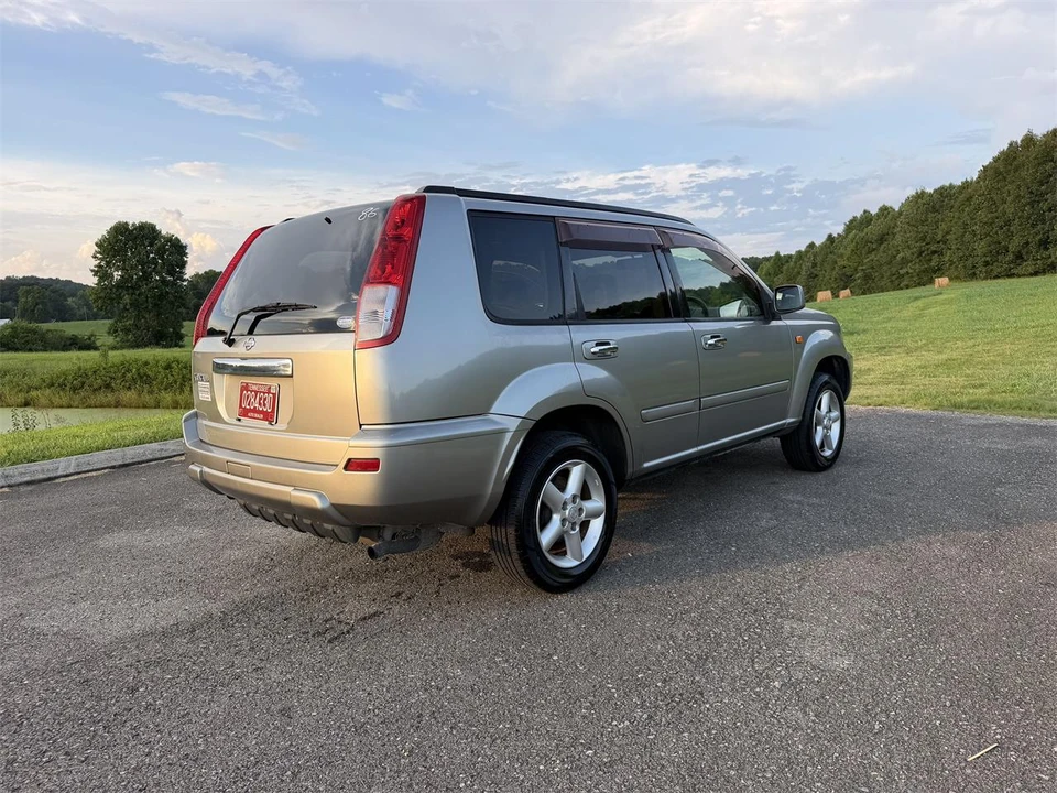 2001 Nissan Xterra 1st Gen - Image 17 of 31