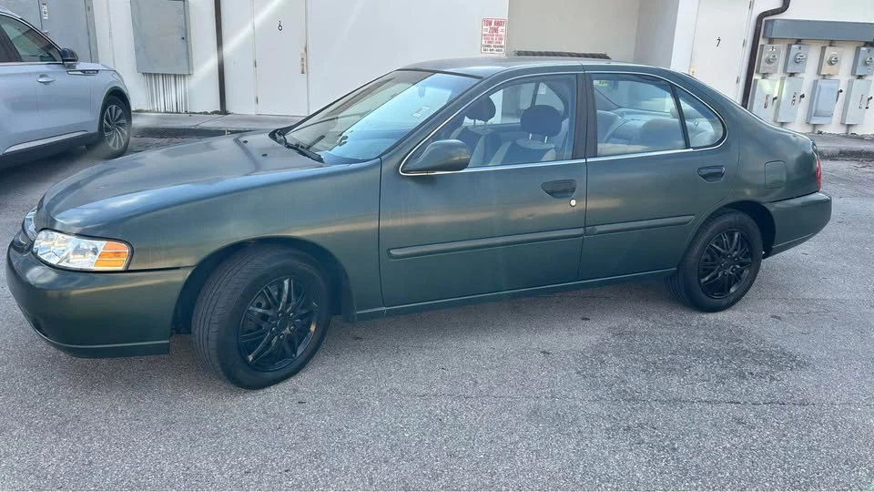 2001 Nissan Altima 2nd Gen - Image 4 of 8