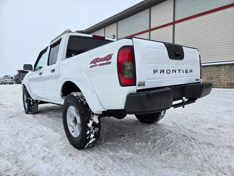2001 Nissan Frontier 1st Gen - Image 5 of 20