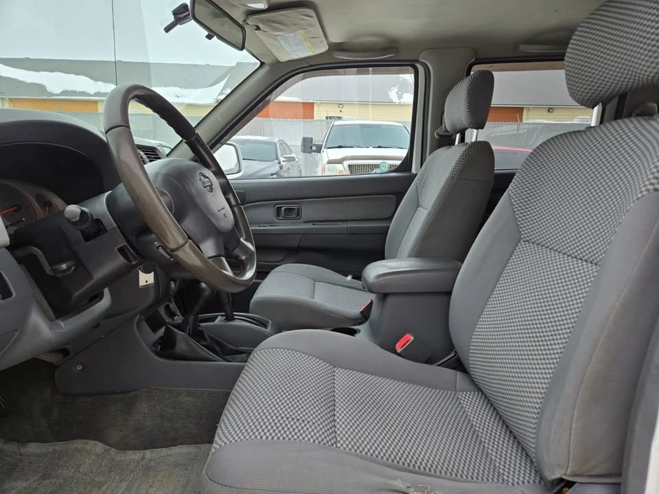 2001 Nissan Frontier 1st Gen - Image 16 of 20