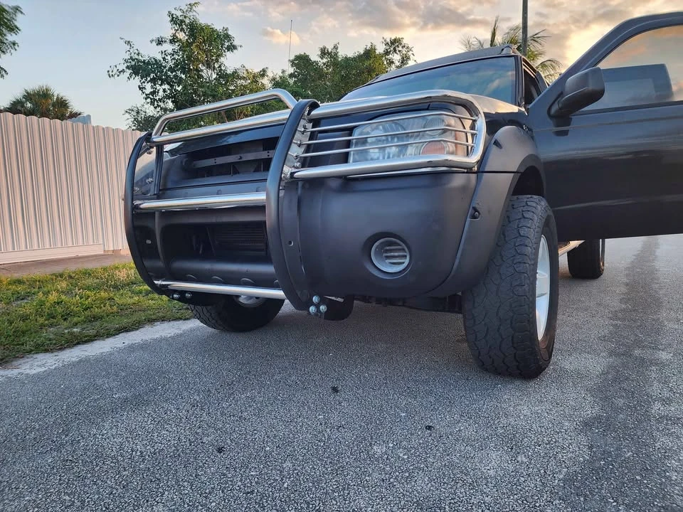 2001 Nissan Frontier 1st Gen - Image 7 of 20