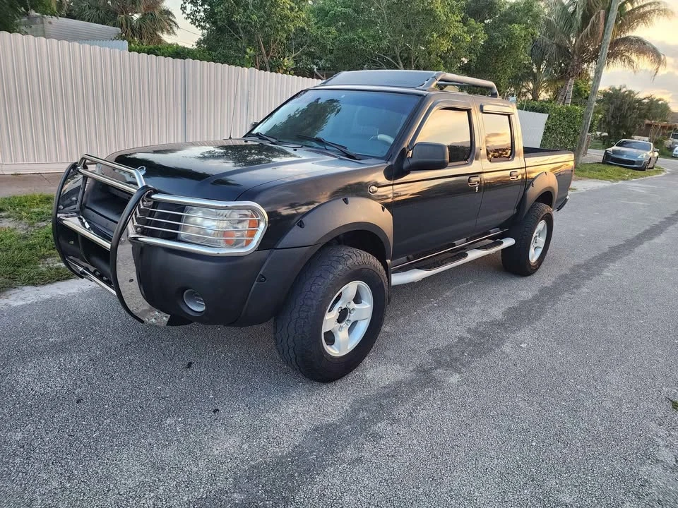 2001 Nissan Frontier 1st Gen - Image 19 of 20