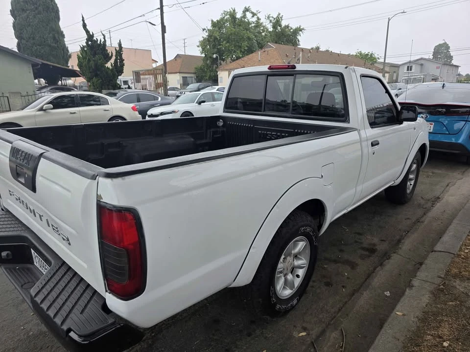 2001 Nissan Frontier 1st Gen - Image 3 of 5