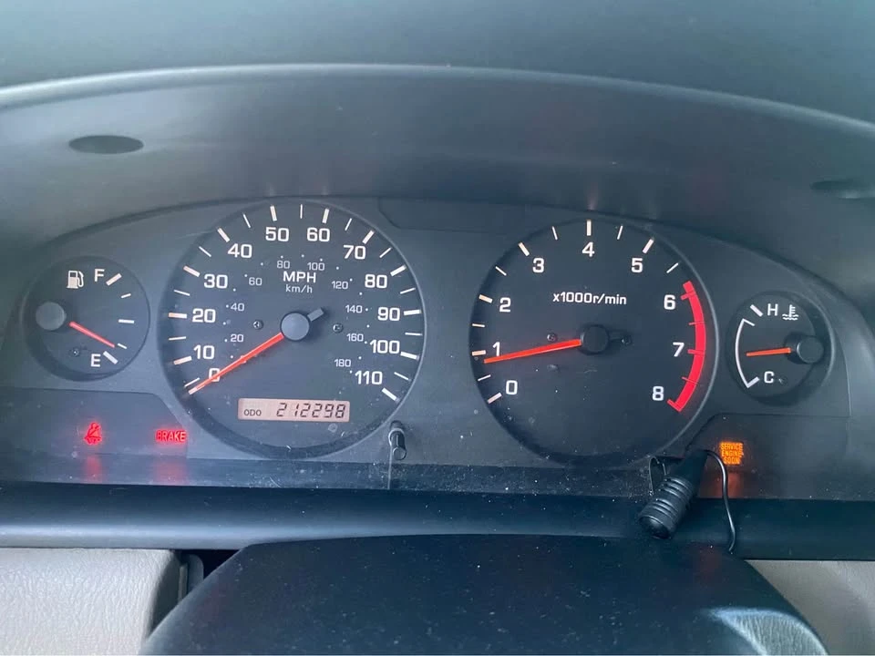2001 Nissan Frontier 1st Gen - Image 12 of 20
