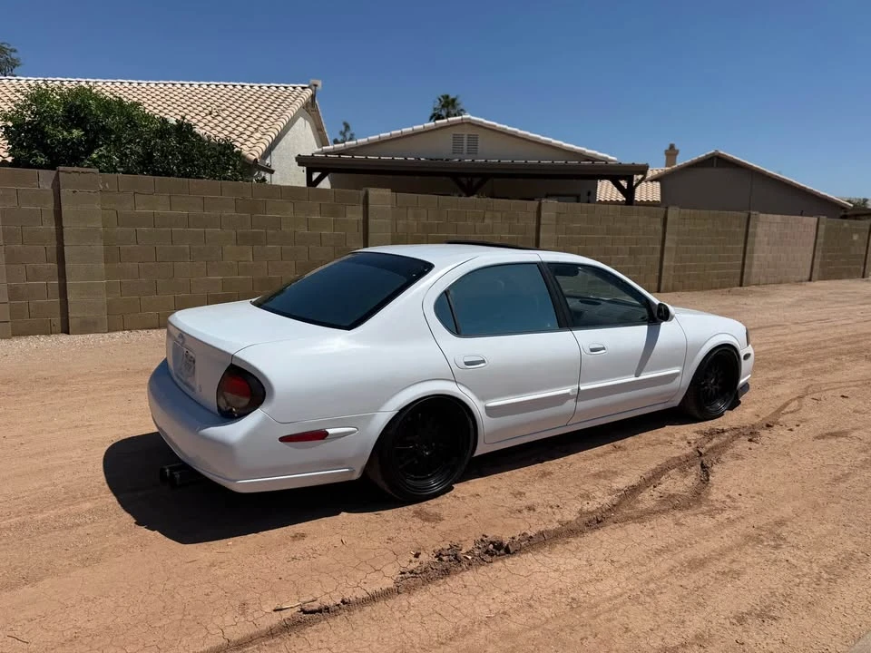 2001 Nissan Maxima 5th Gen - Image 9 of 18
