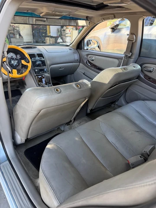 2001 Nissan Maxima 5th Gen - Image 17 of 18