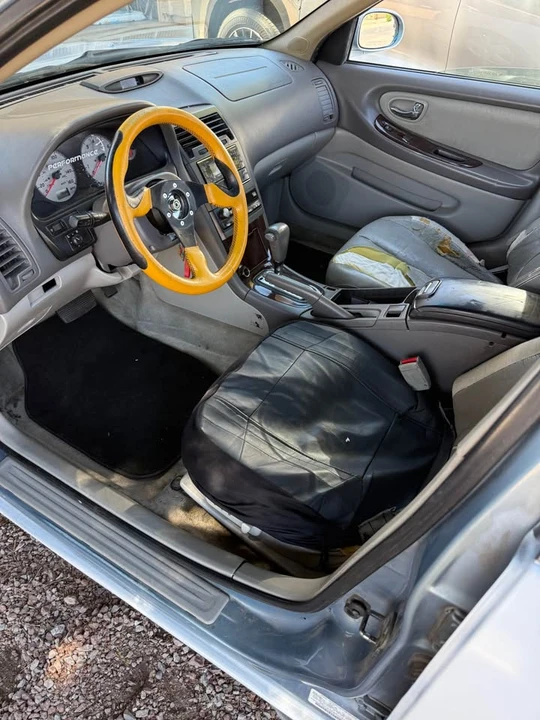 2001 Nissan Maxima 5th Gen - Image 16 of 18