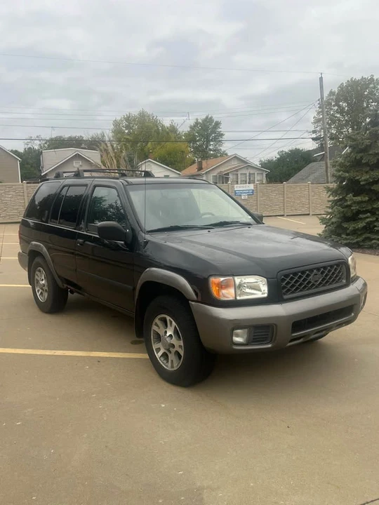 1999 Nissan Pathfinder 2nd Gen - Image 6 of 6