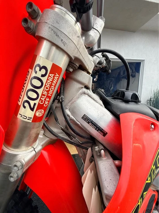 2001 Honda CR - Image 6 of 6