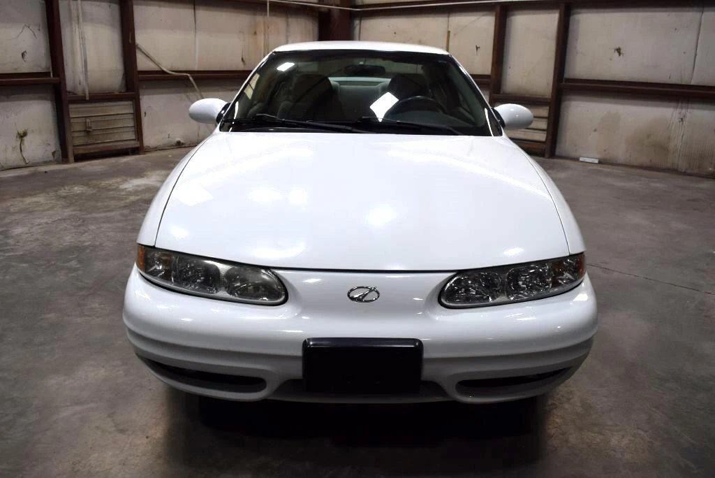 2001 Oldsmobile Alero - Image 2 of 12