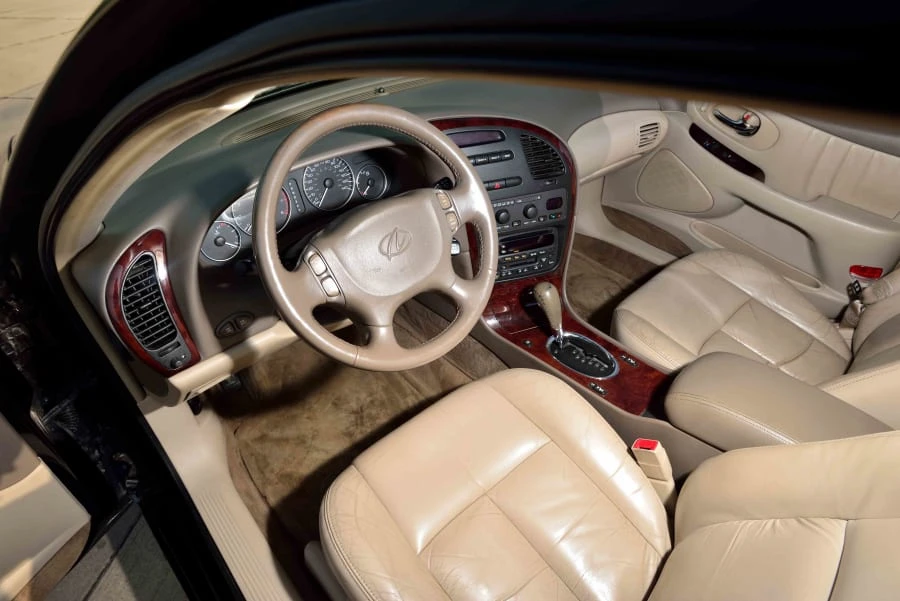 2001 Oldsmobile Aurora - Image 4 of 12