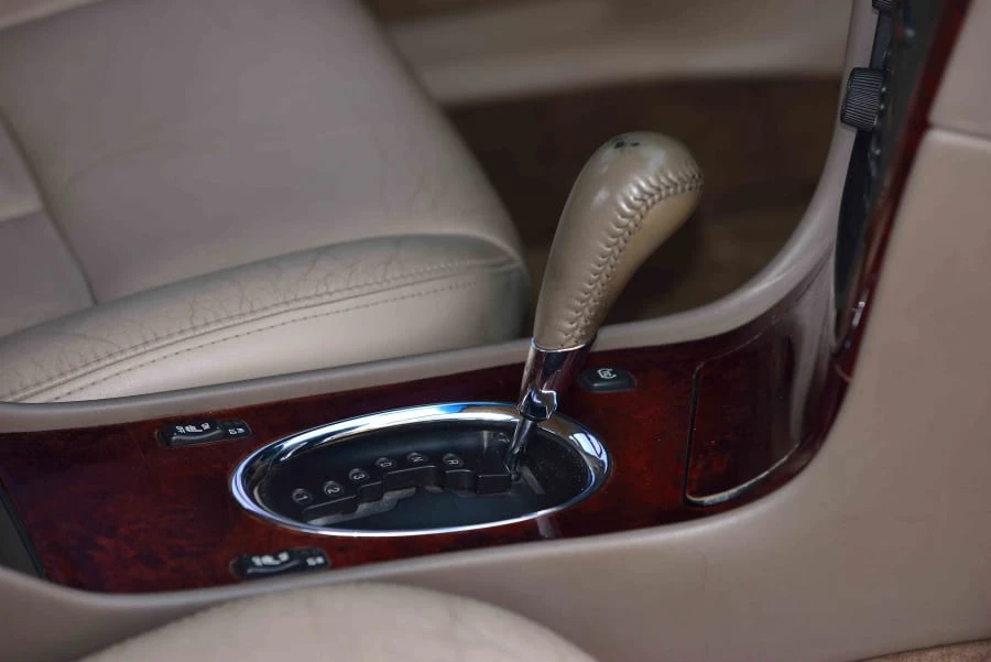 2001 Oldsmobile Aurora - Image 8 of 12
