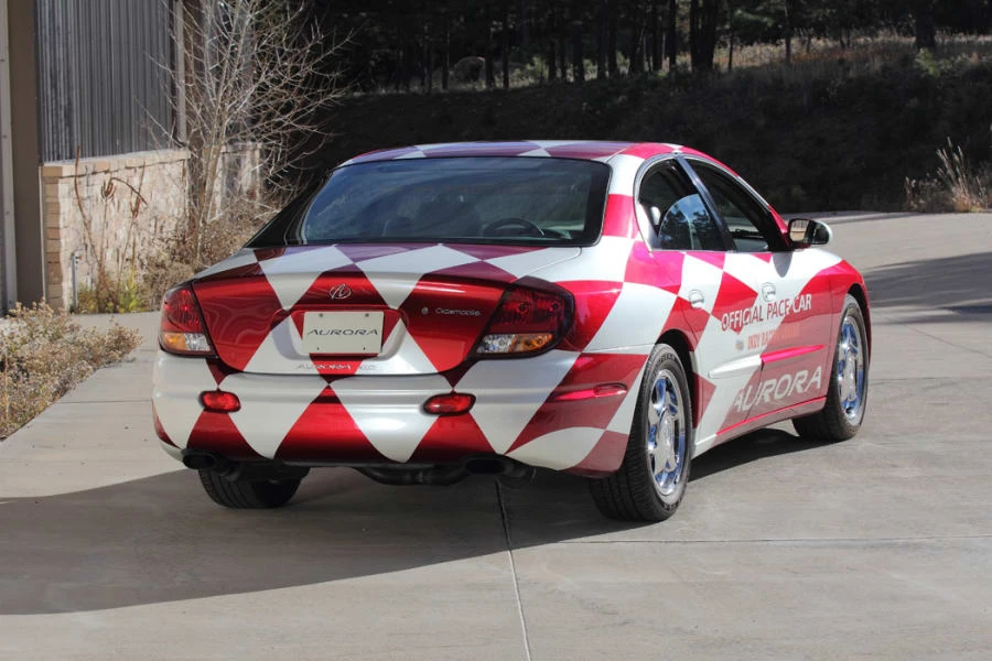 2001 Oldsmobile Aurora - Image 3 of 12