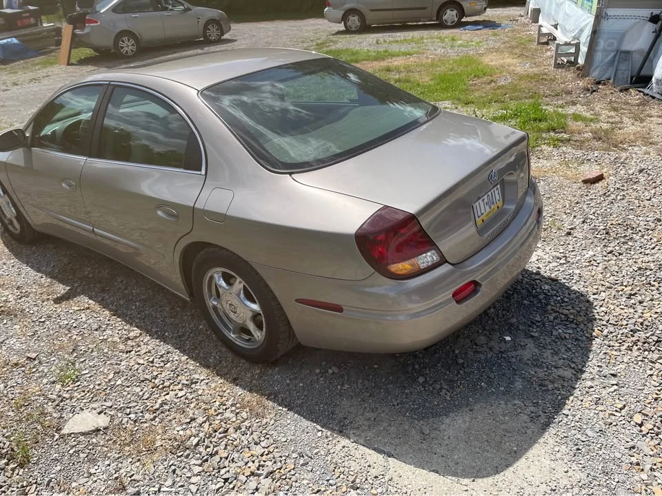 2001 Oldsmobile Aurora - Image 5 of 19