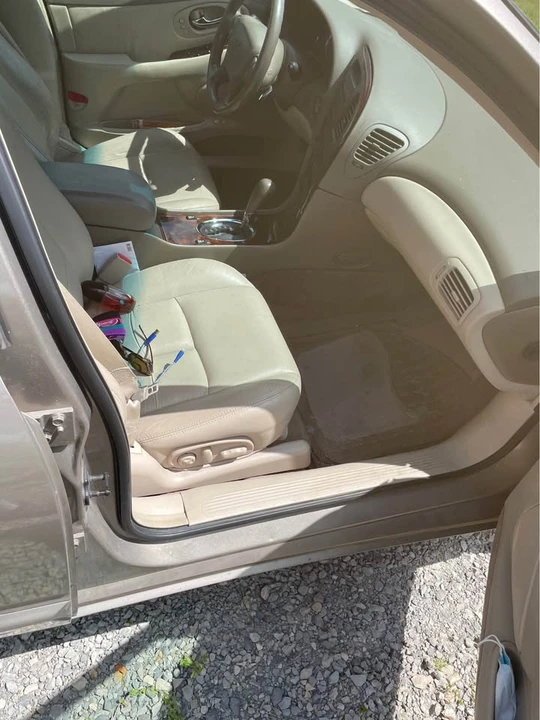 2001 Oldsmobile Aurora - Image 13 of 19