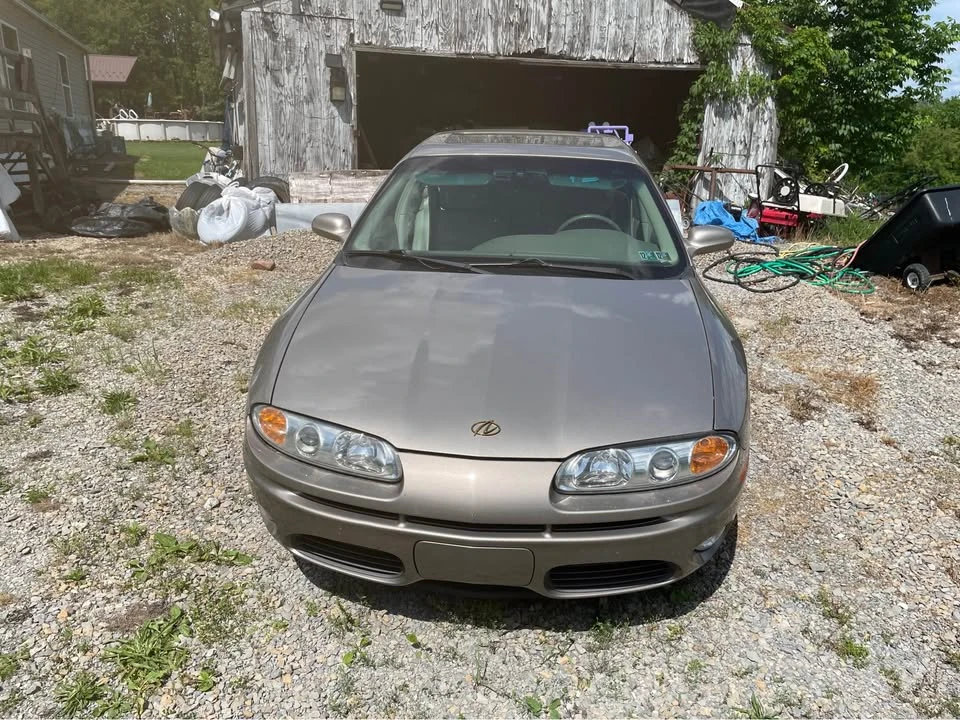 2001 Oldsmobile Aurora - Image 11 of 19