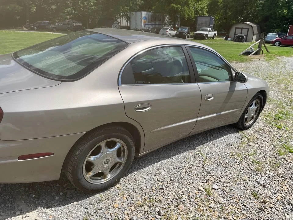 2001 Oldsmobile Aurora - Image 7 of 19