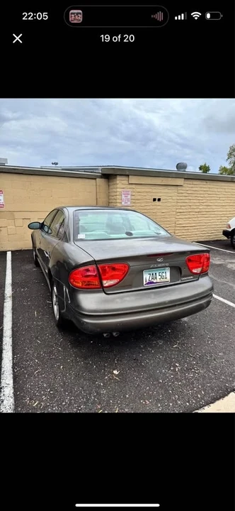 2001 Oldsmobile Alero - Image 2 of 7