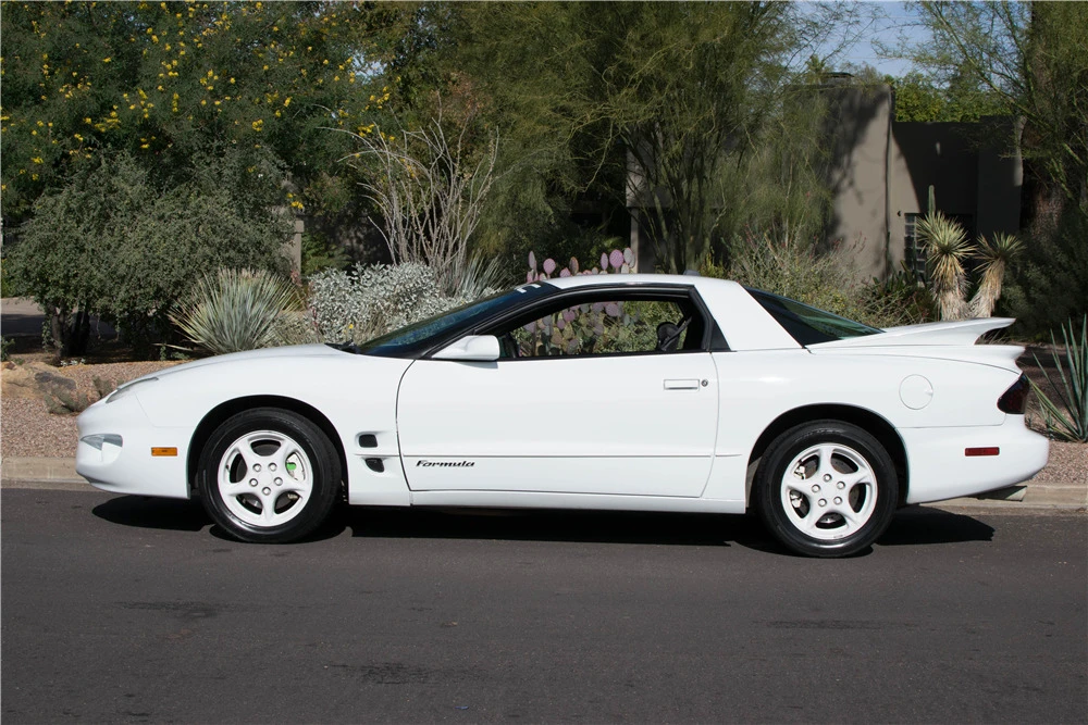 2001 Pontiac Firebird 4th Gen - Image 5 of 5
