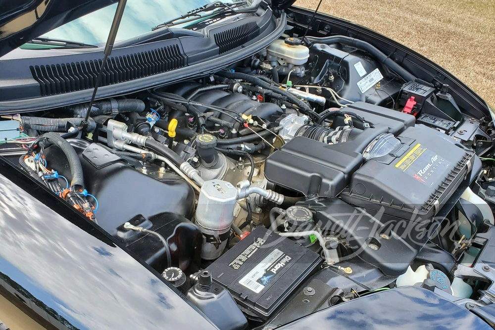 2001 Pontiac Firebird Trans Am 4th Gen - Image 2 of 18