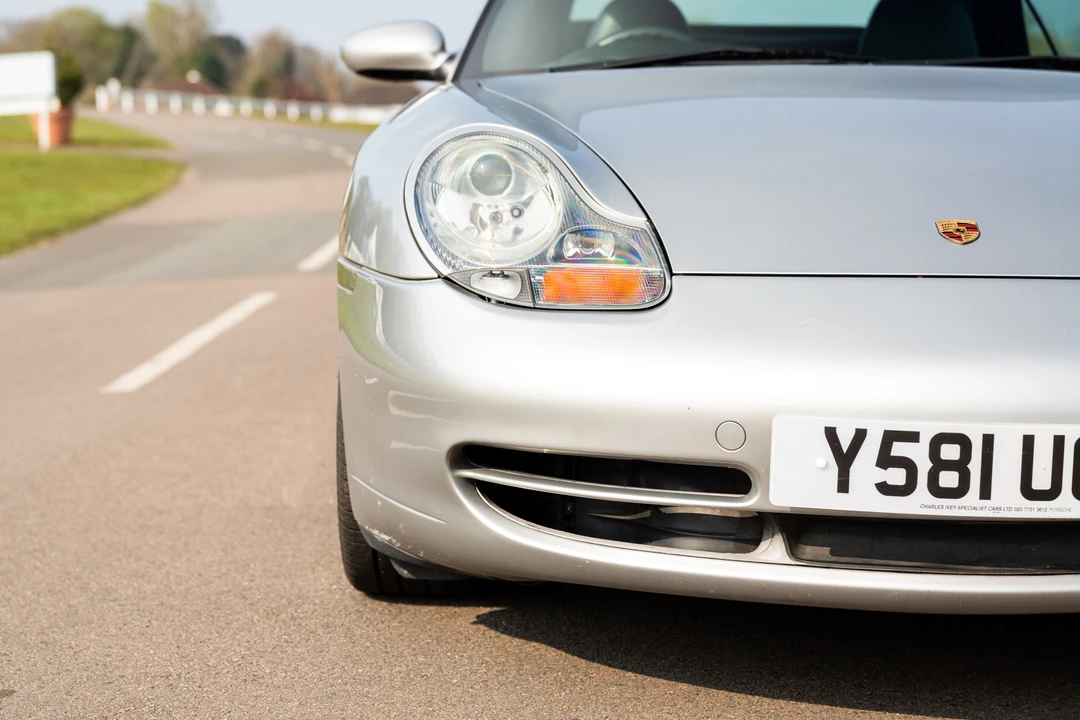 2001 Porsche 996 Carrera 4 - Image 30 of 31