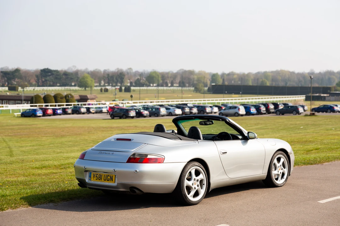2001 Porsche 996 Carrera 4 - Image 21 of 31