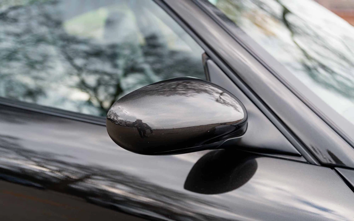 2001 Porsche 996 Carrera 4 - Image 28 of 31