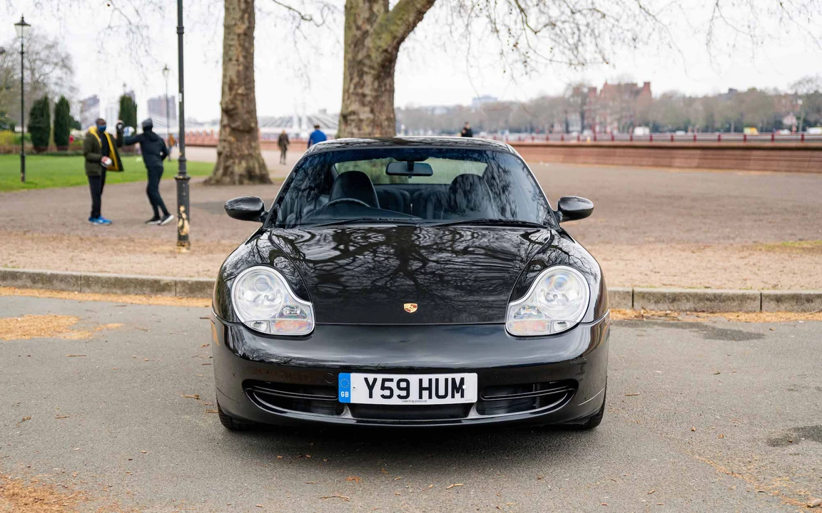 2001 Porsche 996 Carrera 4 - Image 3 of 31