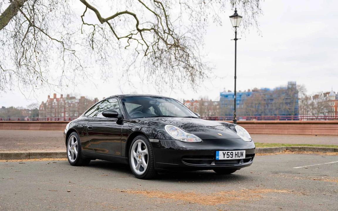 2001 Porsche 996 Carrera 4 - Image 4 of 31