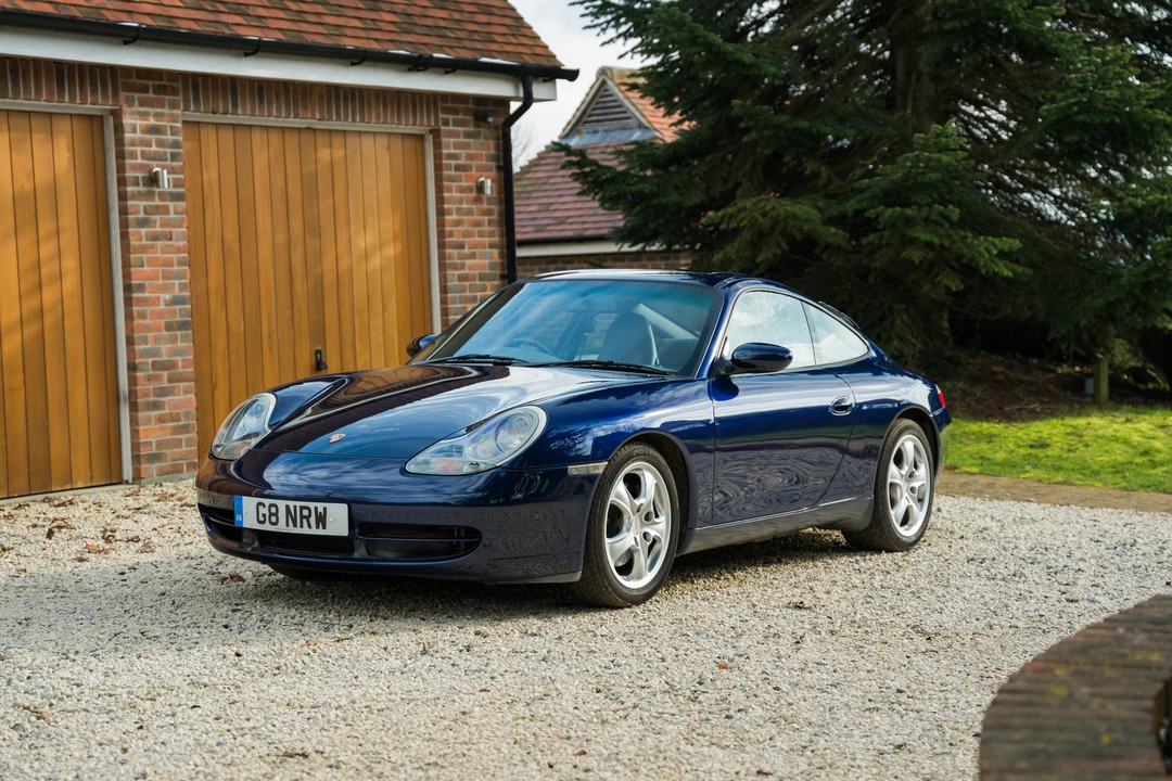 2001 Porsche 996 Carrera 4 - Image 7 of 31