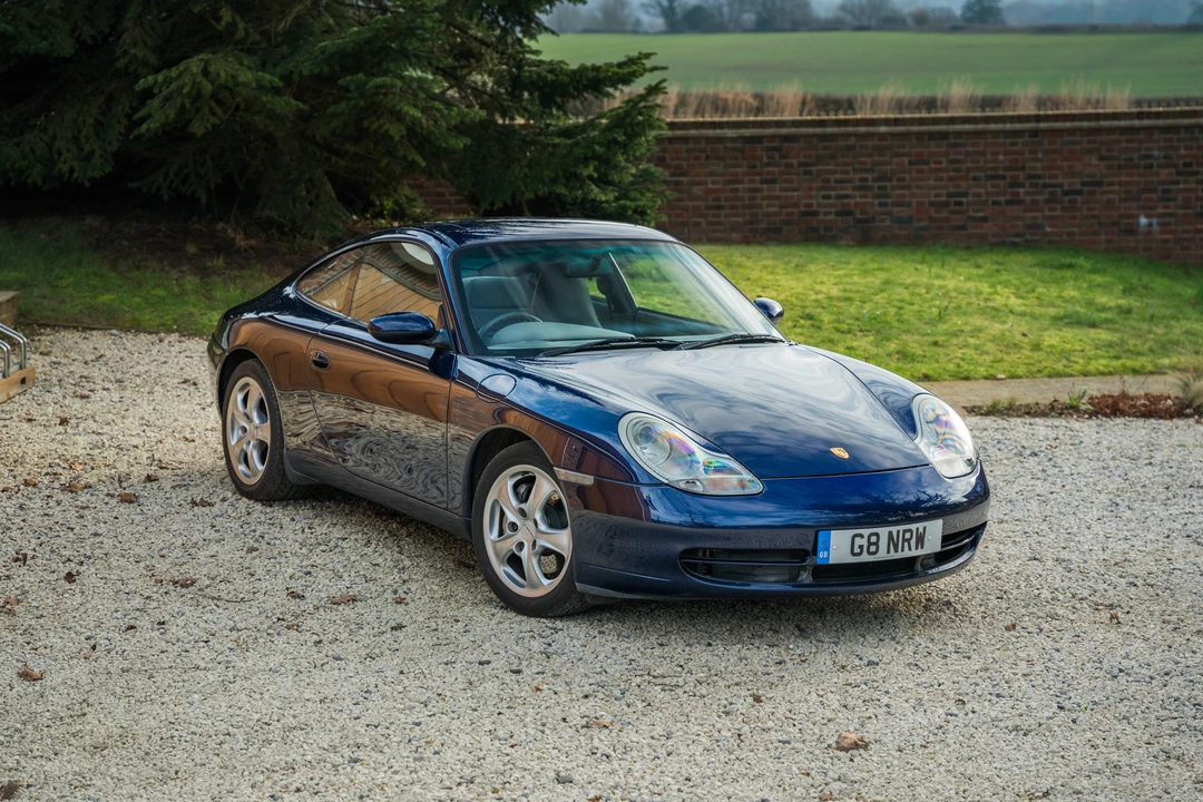2001 Porsche 996 Carrera 4 - Image 28 of 31
