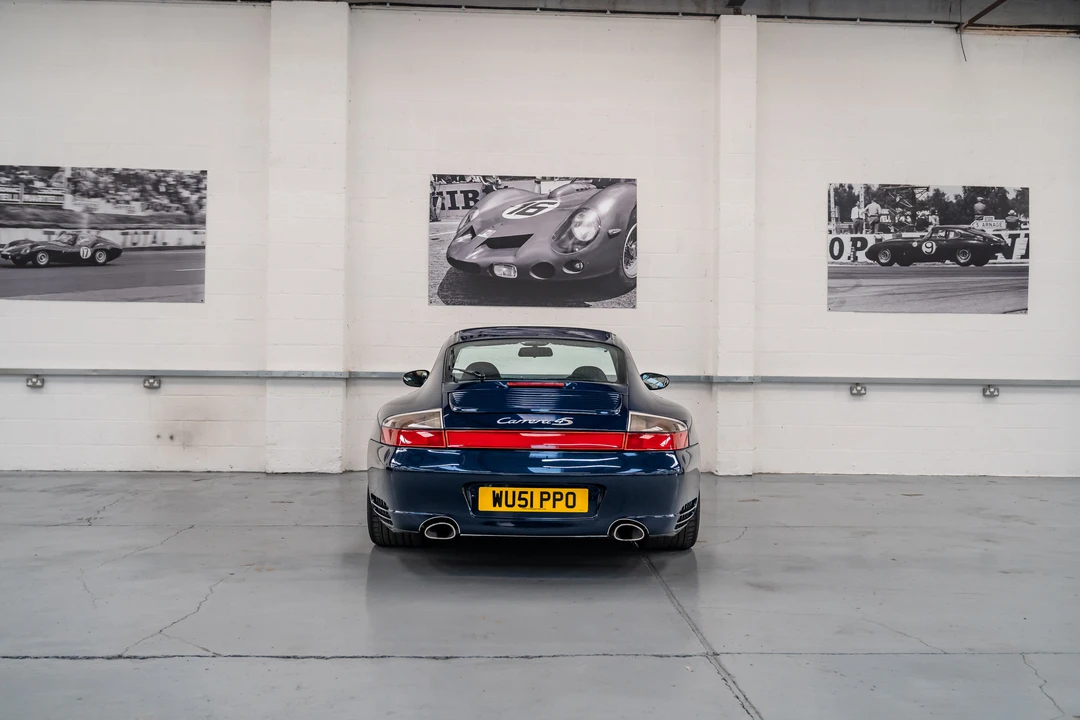 2001 Porsche 996 Carrera 4S - Image 14 of 31