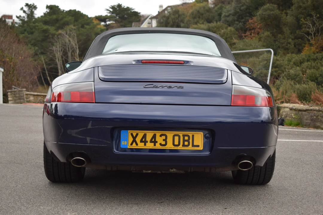 2001 Porsche 996 Carrera - Image 8 of 31