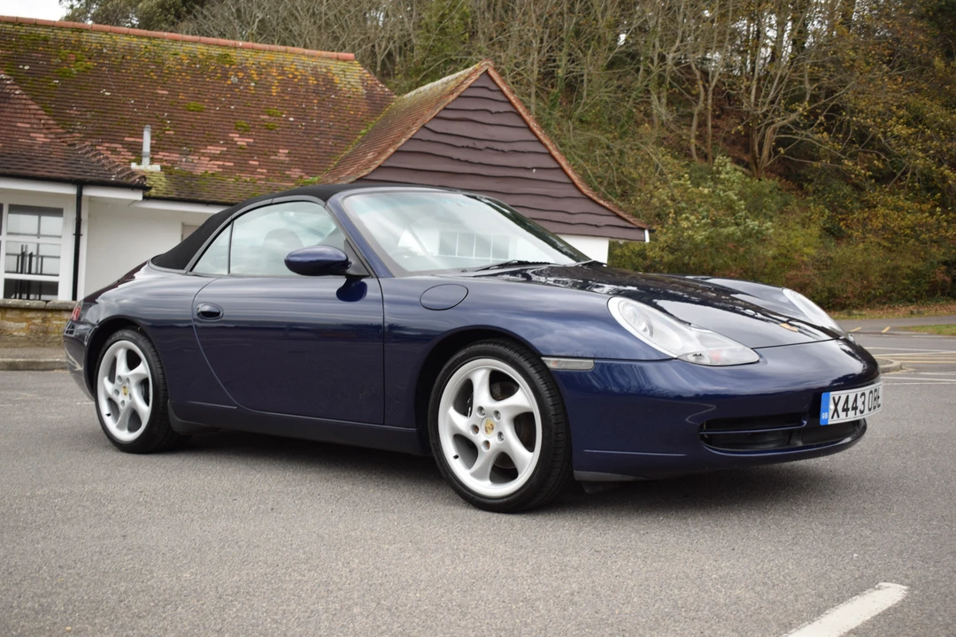 2001 Porsche 996 Carrera - Image 11 of 31